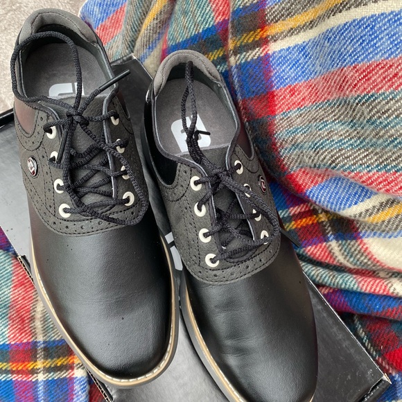 FootJoy Women’s Traditions Golf Shoes - Picture 5 of 8